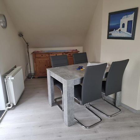 Ferienwohnungen Oeker - Whg 2 - Familiengerechte Fewo Mit 2 Sz, Nur Wenige Gehminuten Zum Hauptstrand Groemitz Ngoại thất bức ảnh